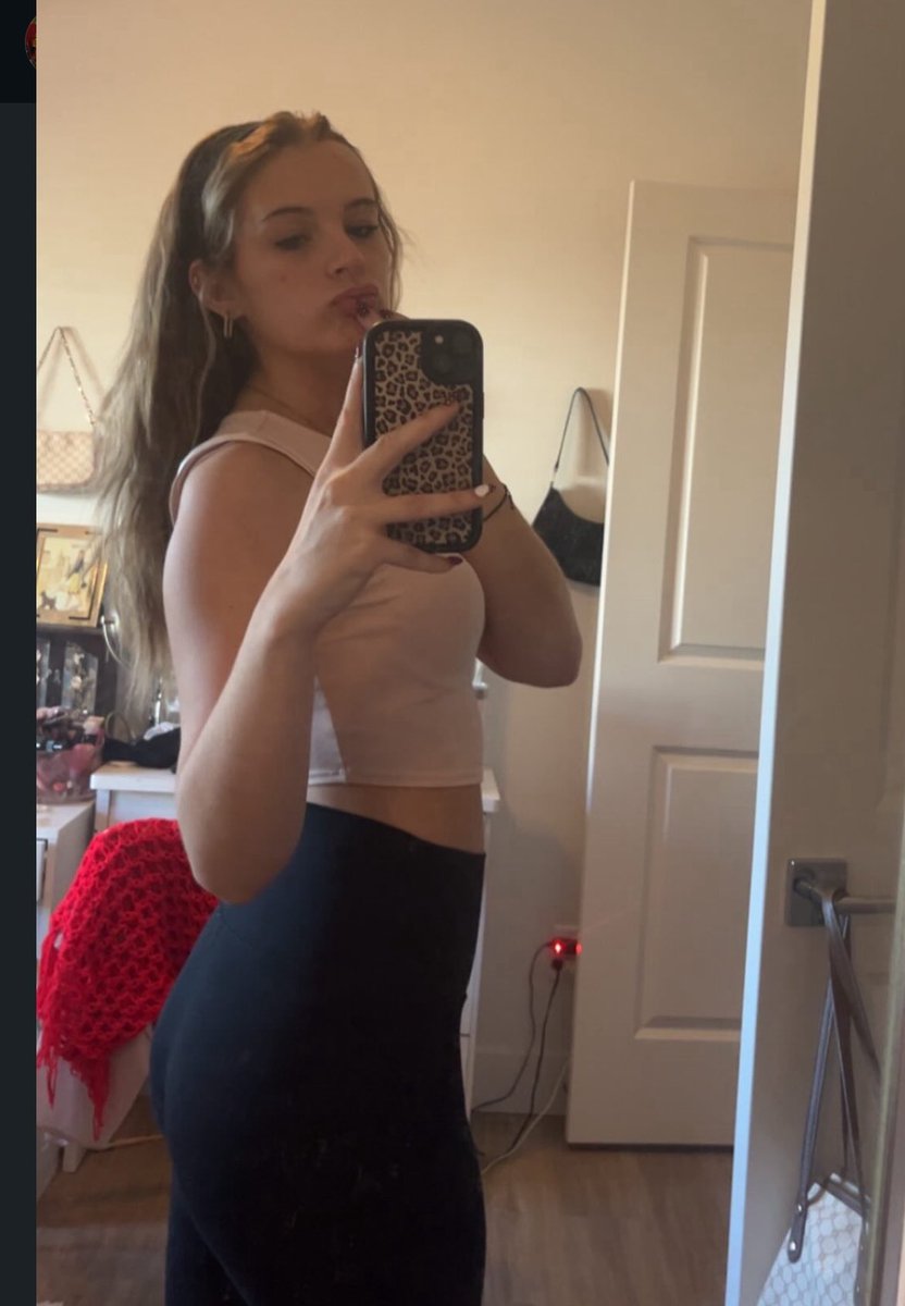 nldeiaoa's tweet photo. dm to cuck me to my sexy ass irls https://t.co/bcLG0eSGmn