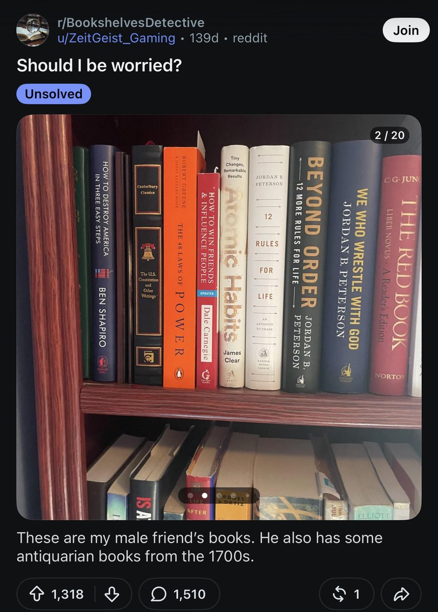 JJELLYDAYZ's tweet photo. There’s an entire subreddit that’s just about judging people based on their bookshelves https://t.co/lhg3ix32oC