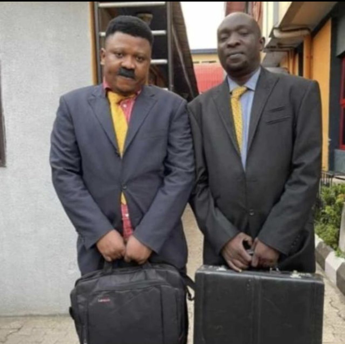 Anyagu's tweet photo. @kenkenlewu The landlord should not have reacted he should have gently get the proof of payment from the sub tenants and check the original agreement If it is clearly stated that you cannot sublet the next thing is to speak to his lawyer to do the needful. https://t.co/vnZUeru2QU