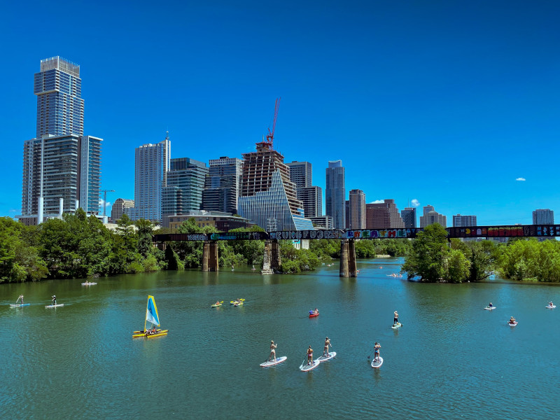 AustinHSEM's tweet photo. ‼️UPDATE‼️
Effective immediately the waterways ban has been lifted. Recreational and commercial activities may resume on the following:

✅Lady Bird Lake
✅Colorado River south of Longhorn Dam https://t.co/zhKSsnExwk