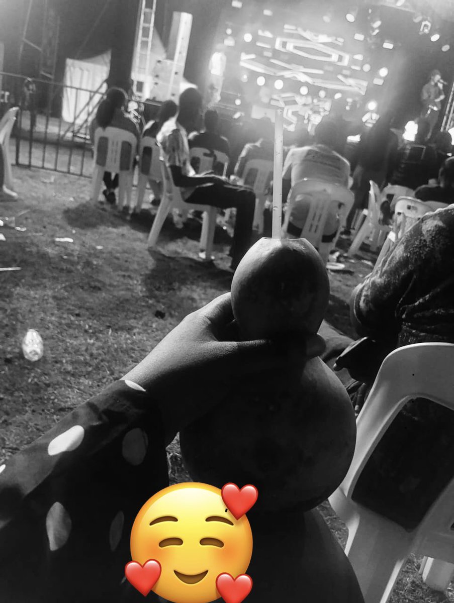 MKansabe's tweet photo. First time attending the @BakigaNation
gathering and my first time tasting Enturire.😍 What an amazing cultural experience. The food, the people, and the atmosphere were simply unforgettable. Already looking forward to next year.❤️🇺🇬
#RukundoEgumeho. 🤗 https://t.co/gTAzS6tjQt