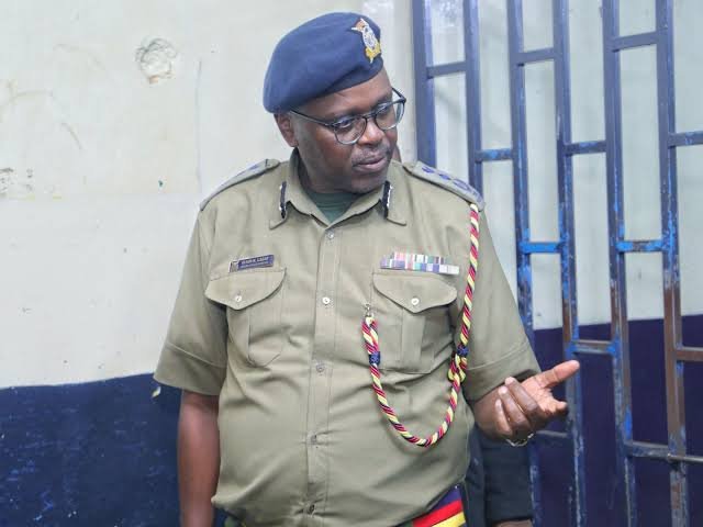 sholard_mancity's tweet photo. They’re hoping we’ve forgotten Albert Ojwang.We haven’t.

ARREST ELIUD LAGAT NOW.
ARREST ELIUD LAGAT NOW.
ARREST ELIUD LAGAT NOW.

His complaint etc.
Ojwang’s arrest.
A dead body in the cell.

Yet he still walks free.

Let's not stay silent,  this govt is rogue. https://t.co/0yr2TRKDaa