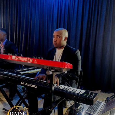 TerryMashego's tweet photo. #NewProfilePic https://t.co/xy32L95XEl