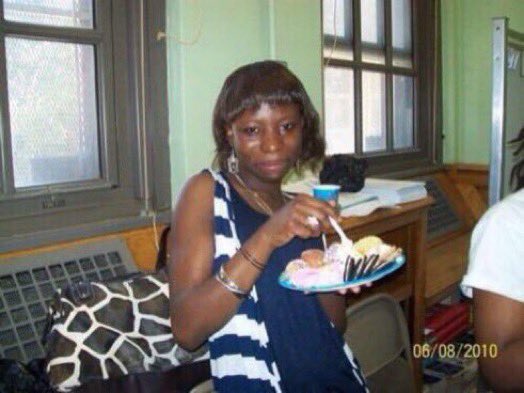 melbrown00's tweet photo. Jason needs to stay, because they are so pressed over him. That works for me, they don’t need that kind of peace 😂
#BB28 https://t.co/1qNEdfWR20