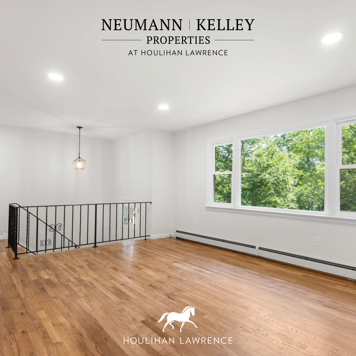 nanner0517's tweet photo. Completely renovated from the studs, this 3BR ranch in New Fairfield, CT has brand new roof, pristine modern interior, finished basement, and a gorgeous private deck. Literal turn-key perfection for $550k. 📷📷
Check out the details  https://t.co/chKOtEvkO9 or DM for a showing. https://t.co/42ExBitwZG
