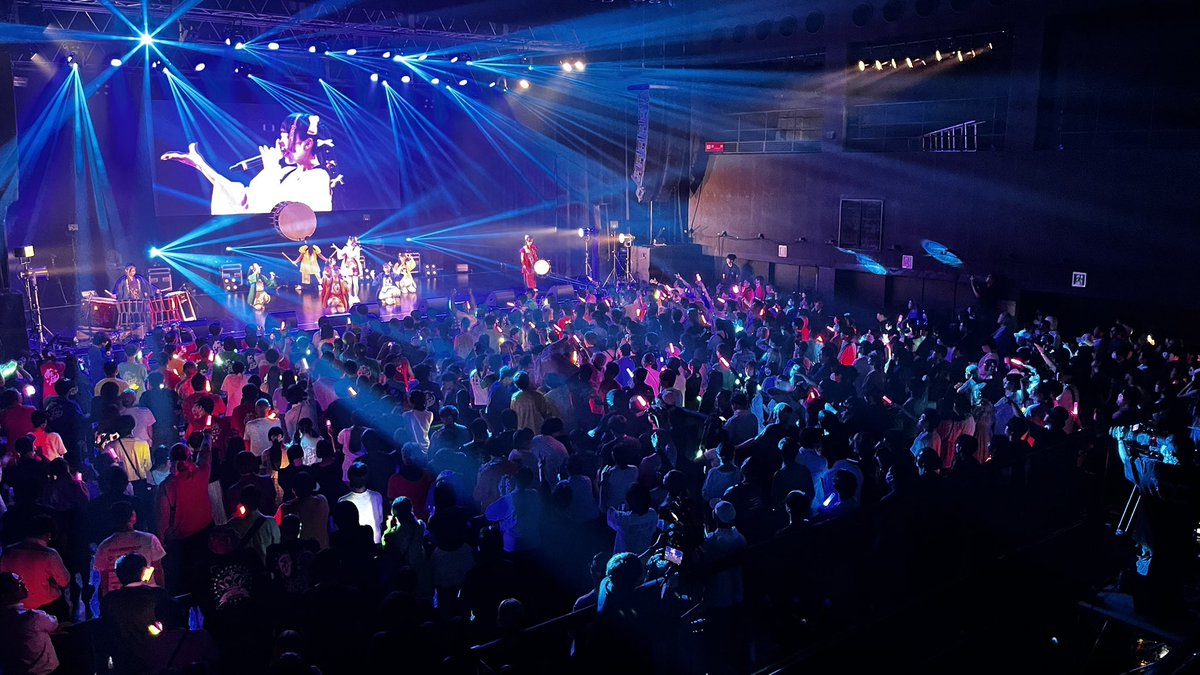__xwolf_58's tweet photo. ねこちゃんたちZeppワンマン本当に
お疲れ様でした😿

長く見てきたからこそどんどん大きく成長していくのを見ておばさんは涙が止まらないです(？) https://t.co/eYB8QraJvr