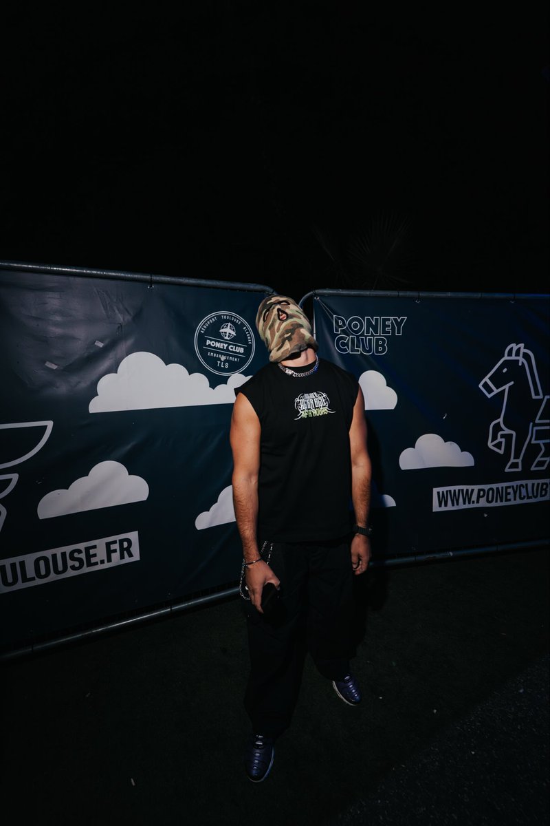 Malaamusic's tweet photo. Still not over this energy !! Merci Toulouse 😈 https://t.co/p0MBSuhSYe