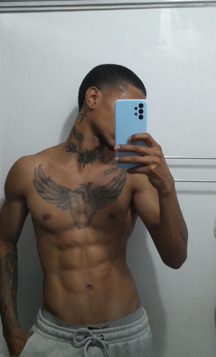 Htrsenganads's tweet photo. MINHA CONTA ANTIGA CAIU. 
QUER DESCOBRIR O NUDE DAQUELE HÉTERO QUE SEMPRE SONHOU? CHAMA NO TELEGRAM @arquetipo987 https://t.co/xVxUQXjktI