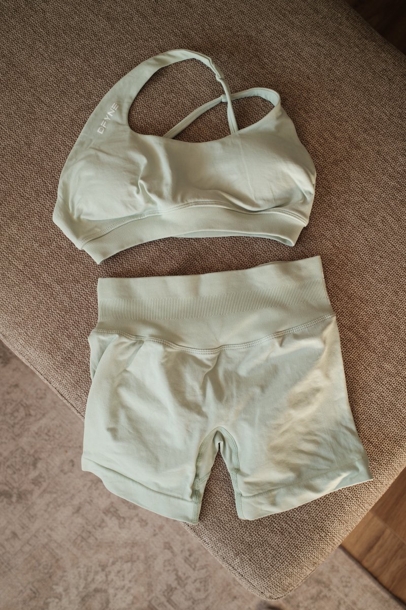 lilithwears's tweet photo. drooling over a gym brat’s sweaty dyfne set? 💚

#findom #wornitems #gymgirl #domme https://t.co/7OlJJ8IMny