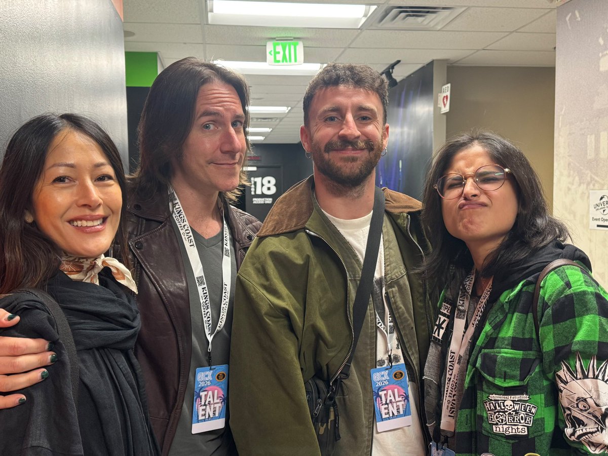 ElvisBadger's tweet photo. If you told baby Val that I’d play Dungeons &amp; Dragons ONSTAGE with Overwatch voice actors, she would’ve laughed. 

If you told her she’d BE an OW VA? 🤯😭 https://t.co/C2qXCJSzS3