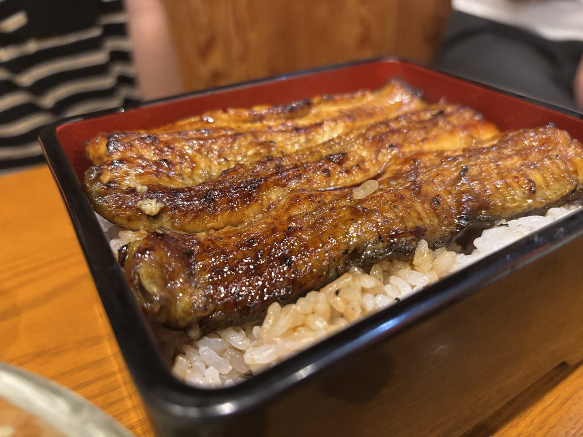umedaya1's tweet photo. 再び

土用の丑の日仕事だったため
休日こちらへ

相変わらず美味い

何気ないサラダまで職人の技術が
詰まっていました

仕上げは飲み界隈で有名な
あのケーキをいただき休みは終了 https://t.co/yRp4ui7HdU