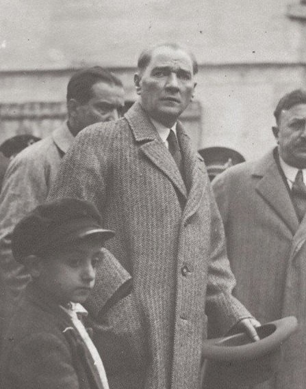 onur_1283's tweet photo. Reisicumhur. (1930) https://t.co/kUdzr1OKSL