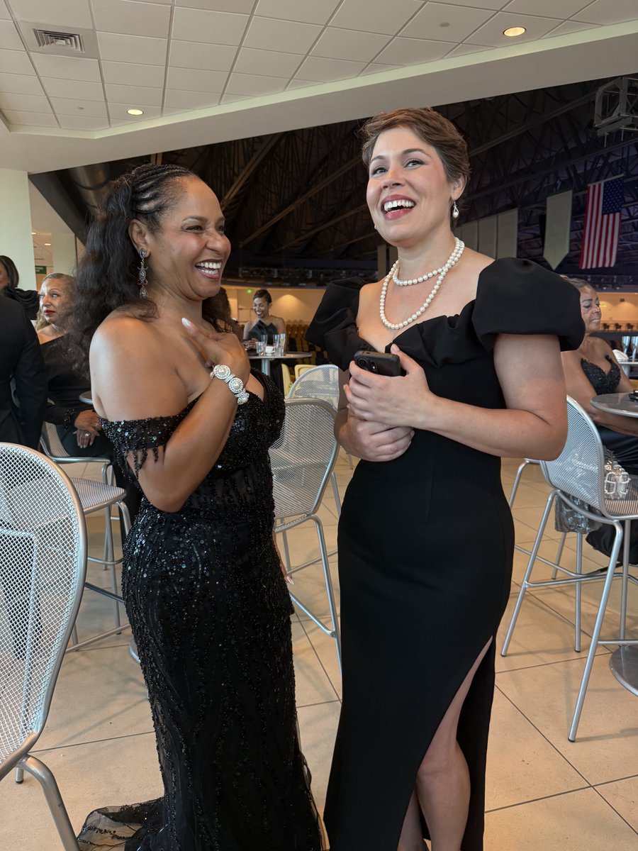 daph1908's tweet photo. On Saturday night Angie and I  represented our organization @le_sanctuary at the 2026 Black &amp; White Ball, where the New Orleans Achievement Foundation publicly announced its $25,000 investment in our literacy mission for our non-profit. #ThankYou ❤️ https://t.co/ST40xCVmfL
