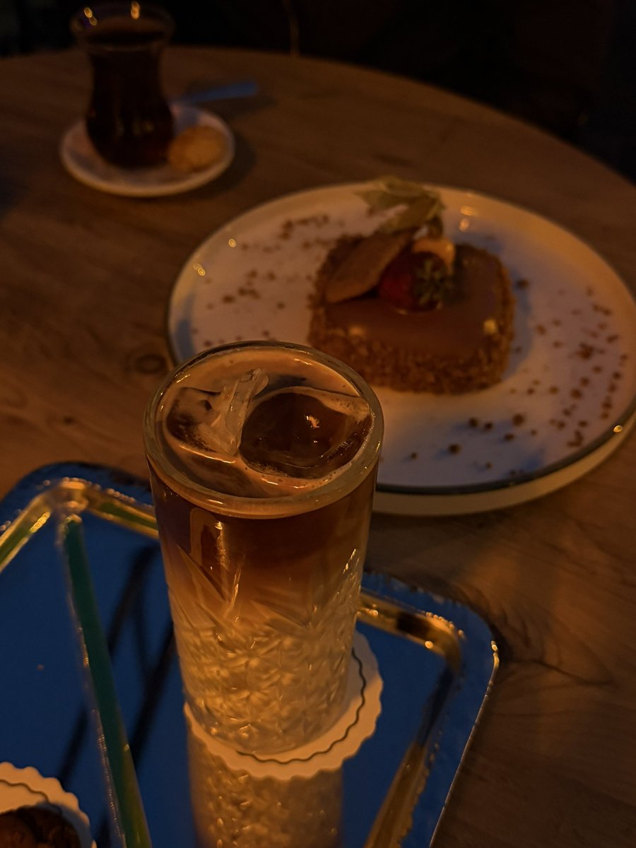 lookingforseni's tweet photo. muhafazakar kızların helal bağımlılıkları ✍🏻 https://t.co/86ivsopbUu