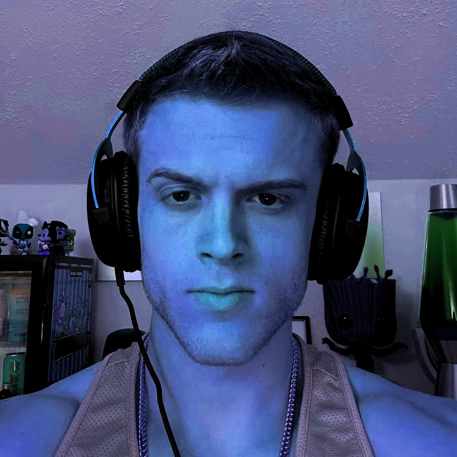 non_vocal_'s tweet photo. @Landonian8 @sixasscat well I turned him blue, so I hope that's enough https://t.co/SzgDGBhxH5