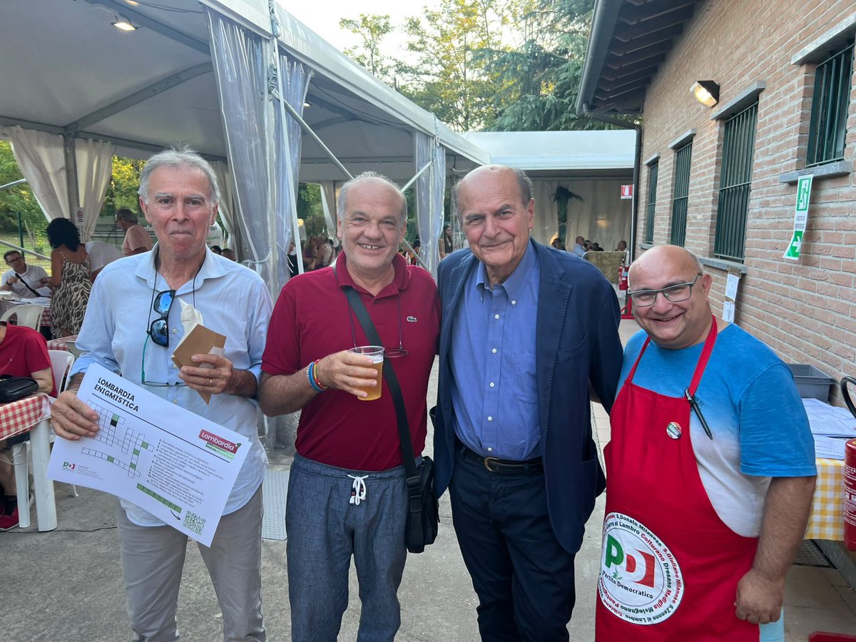 pbersani's tweet photo. La nostra idea della sinistra è occhio alla società, che non ci siano pezzi che perdono di vista il segnale radar di una comunità, e non lo risolvi perseguendo i minorenni. Poi soldi per le forze dell’ordine. 3/ https://t.co/CePs6uaTrj