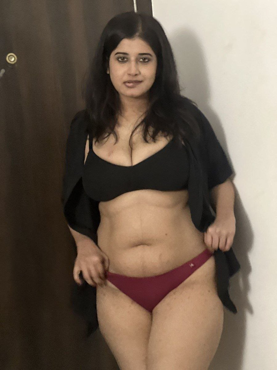 blumoonmallu's tweet photo. Cam show Available 
Telegram 👉 https://t.co/aKR8Uk5AFx 

#kerala #mallu #maliyali https://t.co/2sIzXqxdky