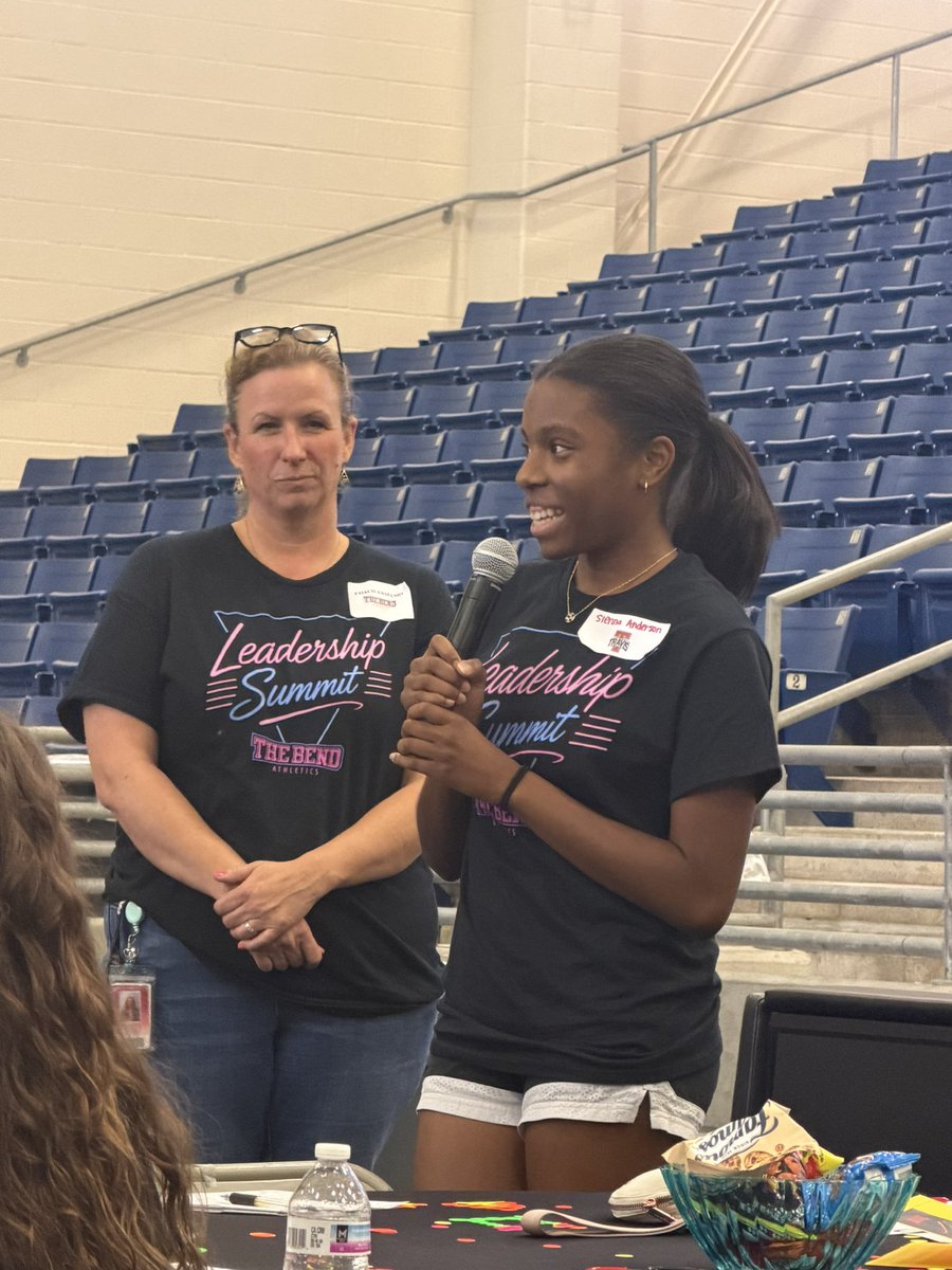 Coach_RKessler's tweet photo. Great job today Tigers! Can’t wait to implement the great idea and see what all we get to accomplish this year! @THS_Tigers @TravisTiger_FB @FBISDAthletics https://t.co/tbg3btmB66