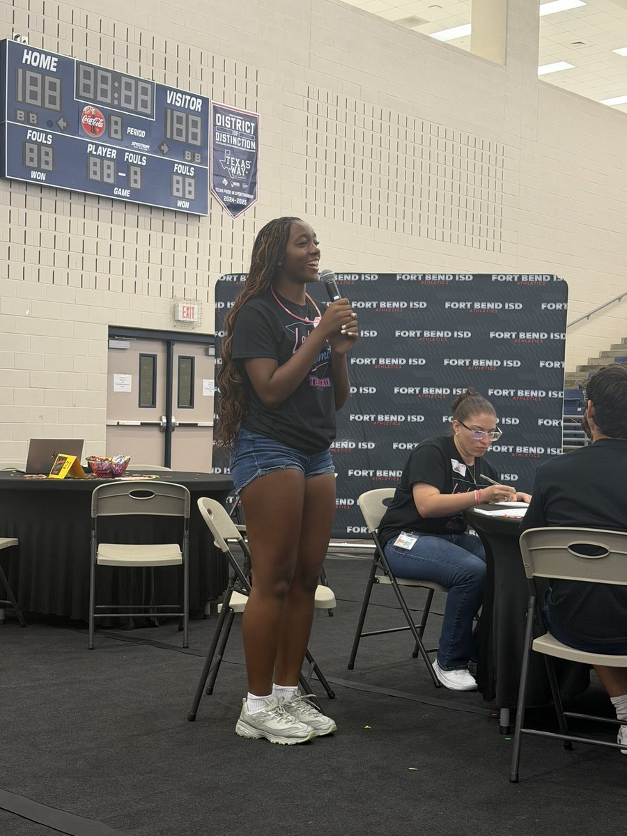 Coach_RKessler's tweet photo. Great job today Tigers! Can’t wait to implement the great idea and see what all we get to accomplish this year! @THS_Tigers @TravisTiger_FB @FBISDAthletics https://t.co/tbg3btmB66