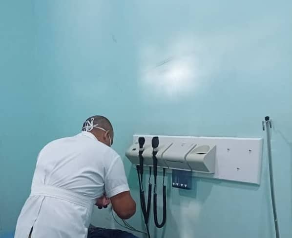 cubacooperaven's tweet photo. Desde el CAT María Teresa del Rodríguez, en el estado Cojedes, la Brigada Médica Cubana ratifica su compromiso con la salud y el bienestar del pueblo venezolano. ¡Seguimos adelante, sembrando salud y hermandad! 🩺🇻🇪🇨🇺 #CubaCoopera #CubaPorLaVida https://t.co/FEHn9avYNm