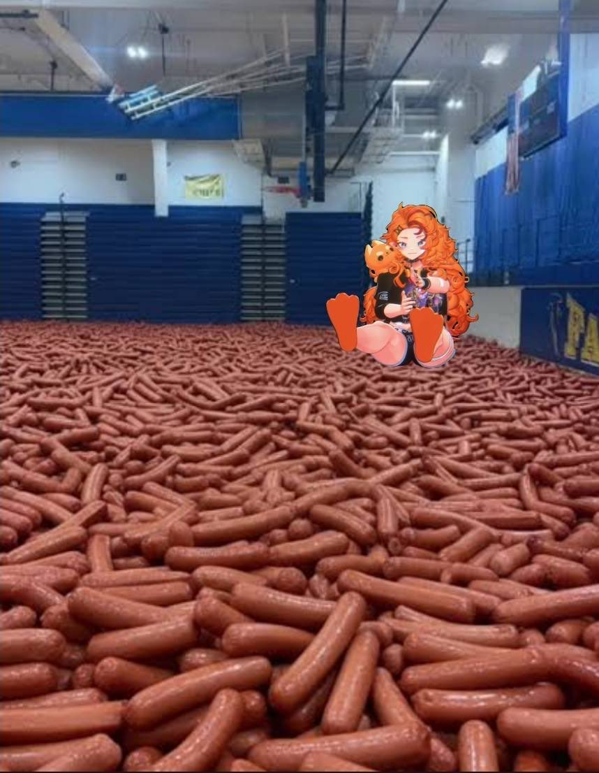 Buffpup_'s tweet photo. I played with my weenie on stream and slammed a weiner (ate a hotdog) offline 🌭 https://t.co/pjKgqX4n7t