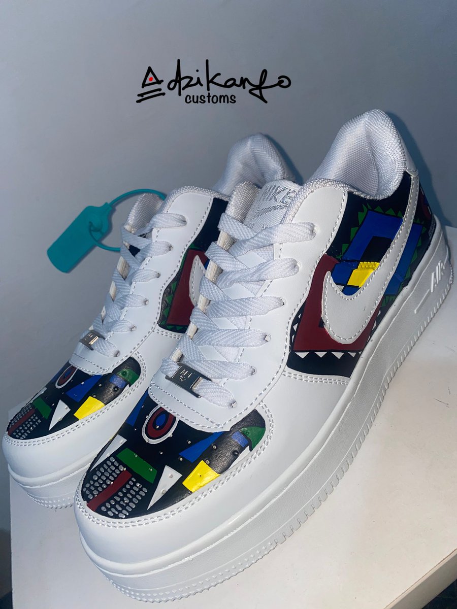 OfficialAkwesi's tweet photo. New customization I made for a client. https://t.co/eFP6tQpcZr
