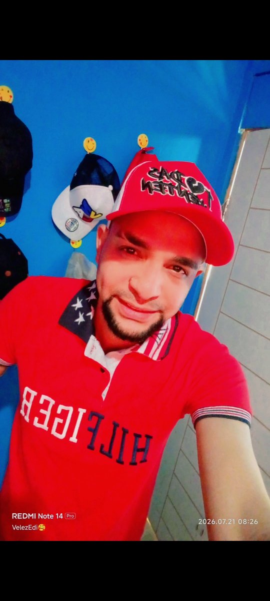 DeinnysV's tweet photo. Asi recibi mis 31 años ...
Todo Guapo😚😚😚 https://t.co/rAZ7GPYcEa