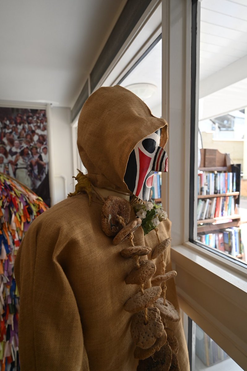 InfoCombeMartin's tweet photo. The Earl of Rone is an eccentric 4 day traditional folk custom held annually in Combe Martin during the Spring Bank Holiday weekend. The festival re-enacts the mythical capture, repeated “execution” &amp; final drowning of an elusive fugitive #NorthDevon #legend https://t.co/JjDmQ6sgEp