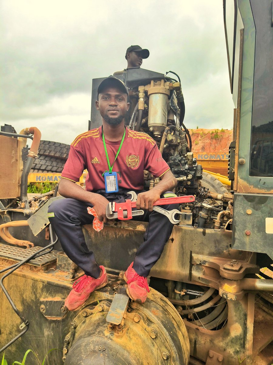AgebeThomas's tweet photo. Powering A Heavy-duty machine I need the ultimate Power 80 to go

@itelNigeria
@VoteArjay
#itelPower80 #NoCaseNoWahala #PowerYourHustle https://t.co/B31Ix5OWyi