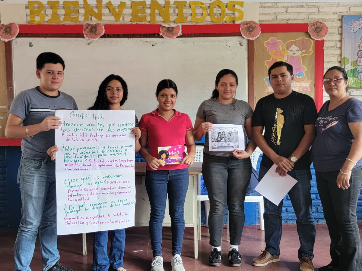 MINIMNicaragua's tweet photo. 📚⚖️ Capacitaciones fortaleciendo conocimientos y la apropiación de leyes, normas y del marco jurídico sobre los Derechos de la Mujer, garantizados por nuestro Buen Gobierno, en San Francisco de #Cuapa. 💜✨ https://t.co/bNxQpZ5hOs
