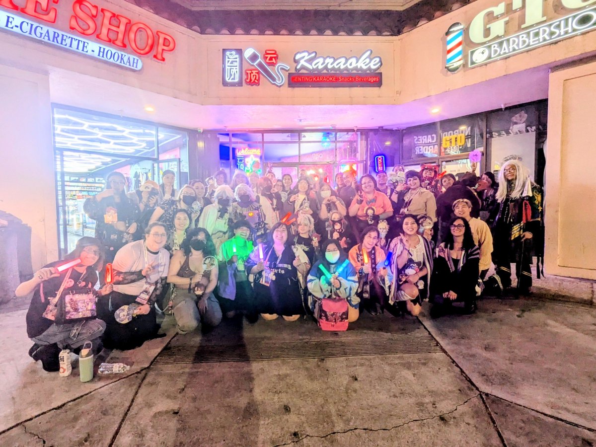 SuppaPongo's tweet photo. Another Starmin Karaoke complete! We definitely hit max capacity this year 😭 I'm so happy and proud to see so many Starmin!! Reunited with starmin who have been with me since the beginning! I can't believe how much weve grown in 4 years.. thank you everyone 🥹💜

OTSUSTARS!!  🌟 https://t.co/DYtEZ54Bhk