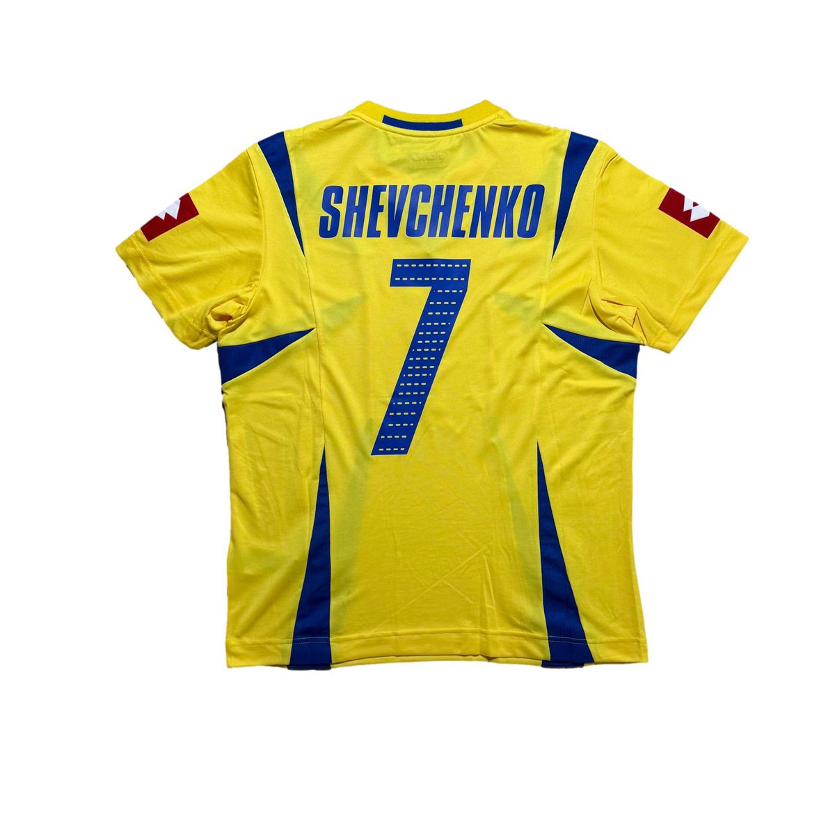 EH Retro Kits tweet media