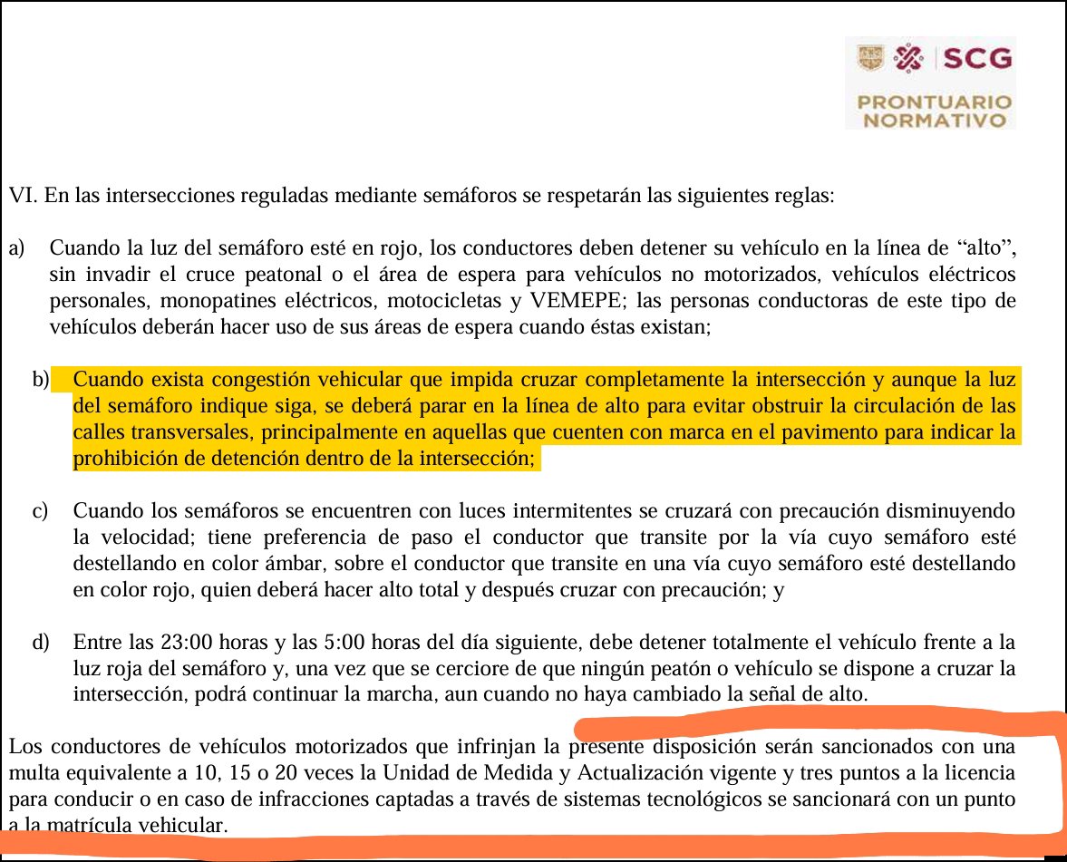 AsafOmar's tweet photo. @HalloweenSalem2 @ClaraBrugadaM SI es infracción, aunque el semáforo este en verde y el tráfico este detenido NO DEBES AVANZAR. https://t.co/IYVRlOFySL