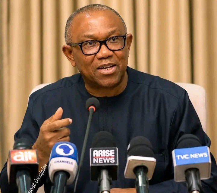 Chima_Obi1234's tweet photo. Peter Obi is not a Nice Guy at all. 
 Man is so brutal. He is not soft like many would think. 

“What drives a process is Hope” 
— Peter Obi. 

Seun: Like renewed Hope agenda? 

Peter Obi: No no no…. That one is renewed Hopelessness, is not working!! 😂😂😂

Seun: You mean Audio Hope
Peter Obi: This is not even Audio hope, because he is not talking... 

PO Cooooooook!!! 🔥🔥🔥🔥😂😂😂