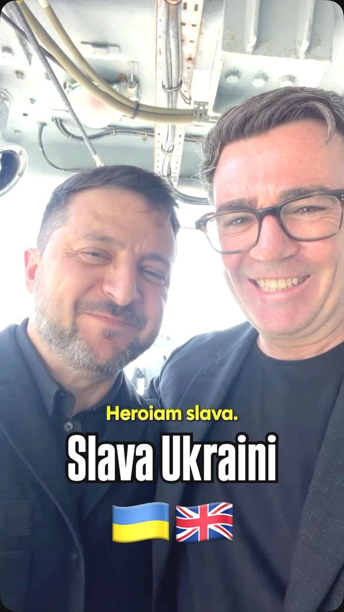 pippamullen21's tweet photo. UK Prime Minister Andy Burnham and President Volodymyr Zelenskyy side-by-side on a Royal Navy vessel in Portsmouth - Britain's new PM's first foreign leader meeting, signalling unwavering support.🇬🇧🫶🇺🇦 https://t.co/iCdqKeKu6i