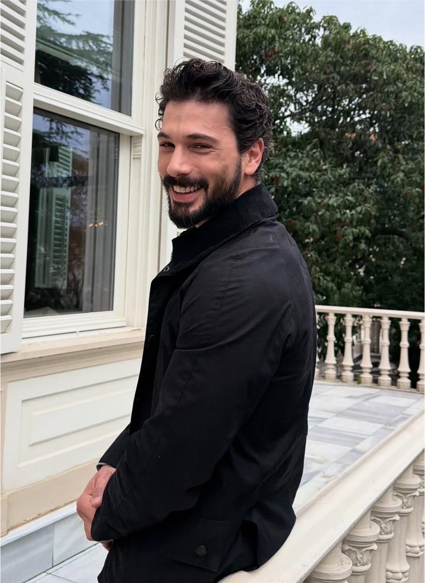 dizianaIiz's tweet photo. Deniz Can Aktaş, 33 yaşında. 🥂 https://t.co/4pQpYIoTmd