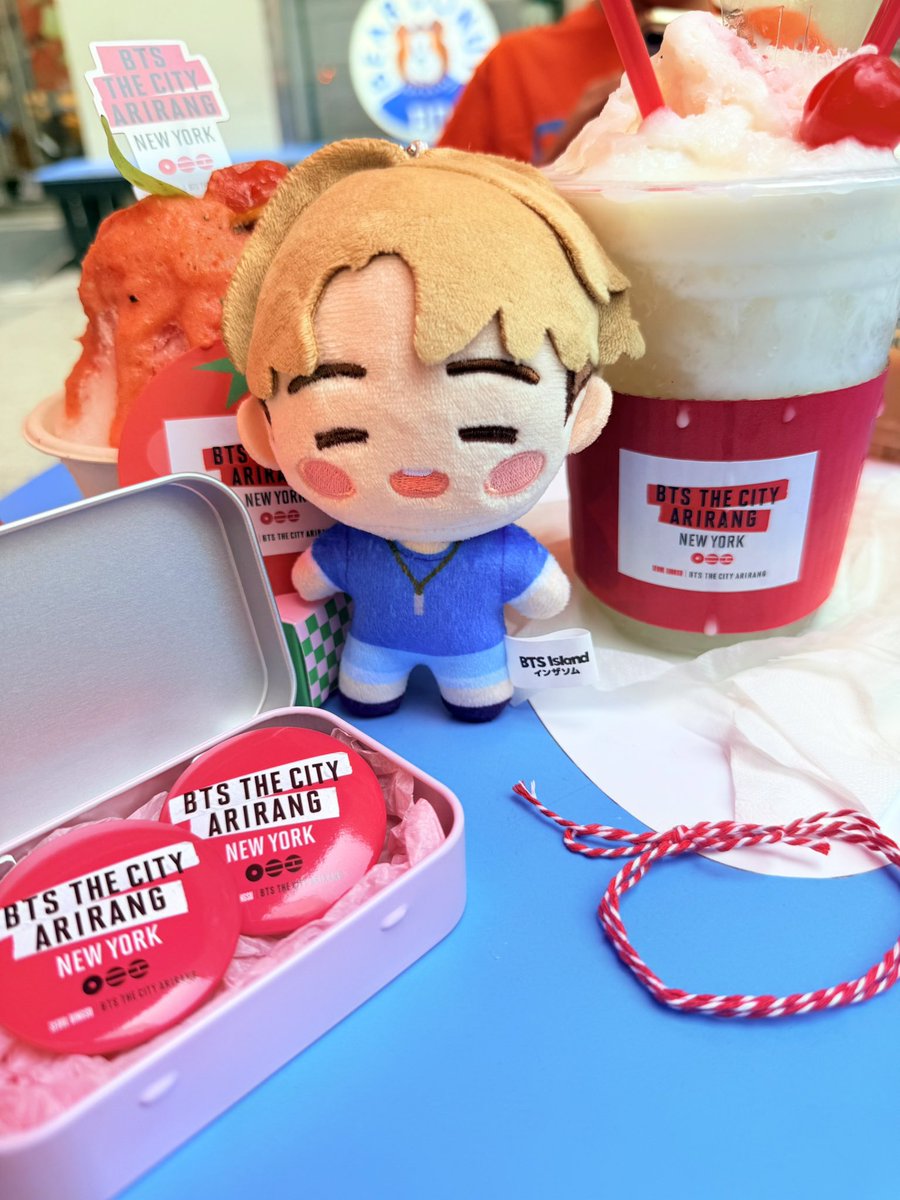 rockb1son's tweet photo. #BTS_THECITY_ARIRANG_NEWYORK

Seoul Bingsu 
Tomato Basil Bingsu and Melon Soda https://t.co/i5MywCaBk6