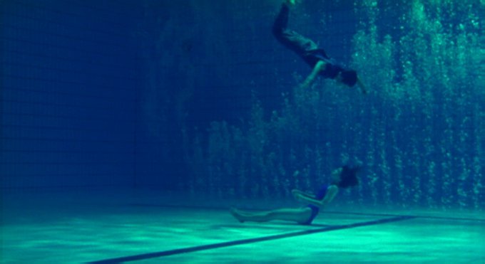 elorae_ra's tweet photo. August in the Water\水の中の八月.(1995,Gakuryu Ishii) https://t.co/JpbuE1rEGY