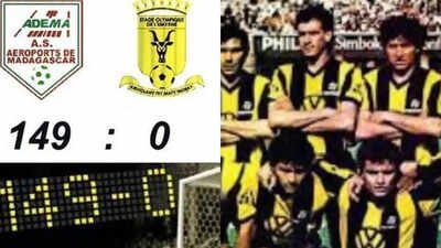 BBBSoyle's tweet photo. İlginç bir futbol bilgisi:  
2002 yılında Madagaskar liginde oynanan bir maç 149-0 bitti!  

Stade Olympique de l’Emyrne takımı, bir önceki maçta verilen tartışmalı penaltı kararını protesto etmek için sahaya çıktı ve kendi kalesine bilerek 149 gol attı. Oyuncular topu kendi ağlarına yollayarak hakeme isyan etti. Bu skor, futbol tarihinin en farklı sonuçlarından biri olarak Guinness Rekorlar Kitabı’na girdi.

#Futbol #Rekor #Guinnes