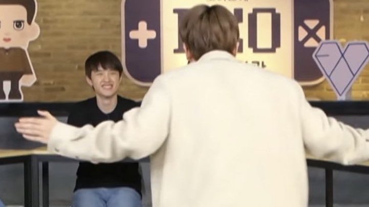 J___BHEK's tweet photo. 나는 왜 “짠” 이라는 단어에 왜 눈물이 나는거야 
 ㅜㅜㅋㅋㅋㅋ이렇게 나타날 거 같애 우리 큥이ㅋㅋㅋㅋㅋ짠-!🥰❤️ https://t.co/2FGljGR89O