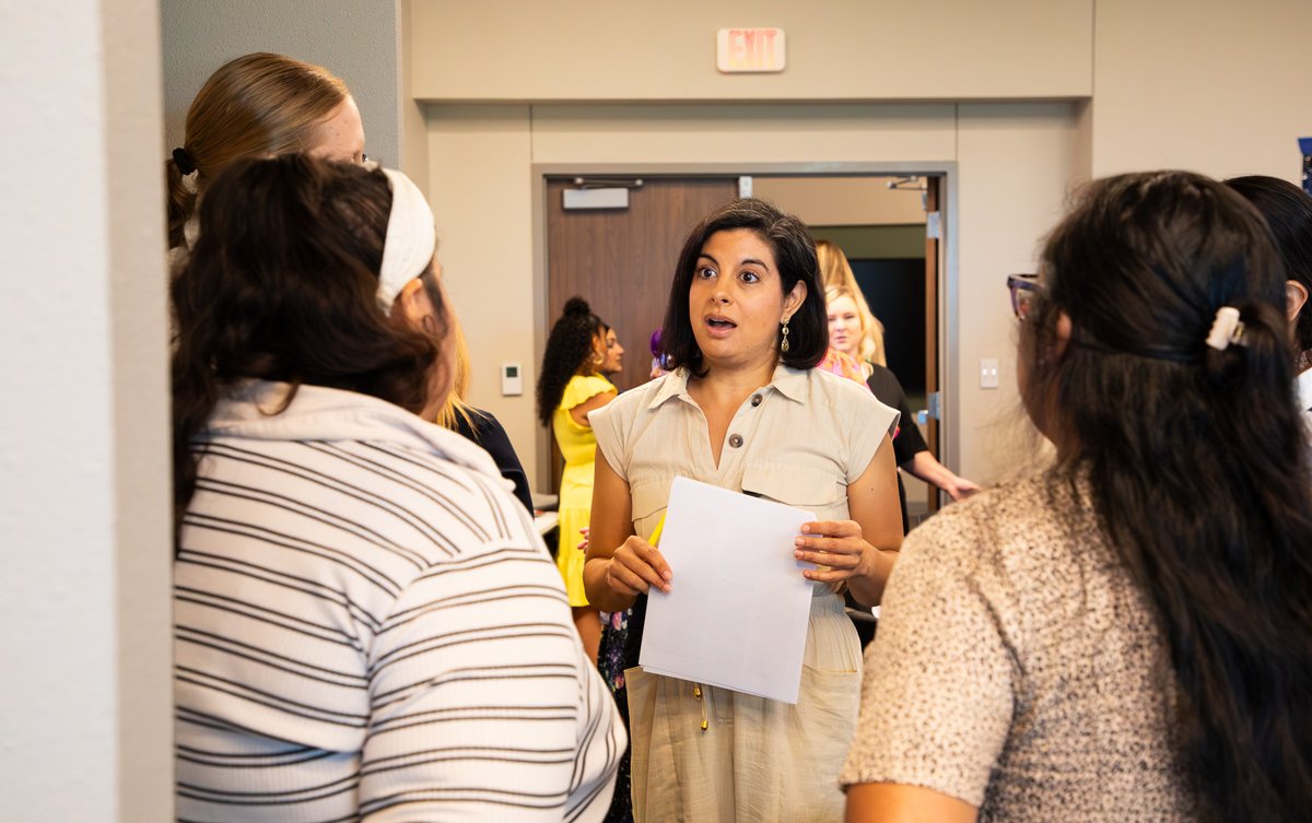 IrvingISD's tweet photo. Today, Irving ISD welcomed the First Class of 2026! 🍎 Through our First Class program, first-year teachers receive the support, guidance and connections they need to thrive in the classroom. 🧑‍🏫 ✏️ We’re excited to be part of your journey and can’t wait to see #ExcellenceInAction this school year! ❤️

#IrvingISDFirstClass