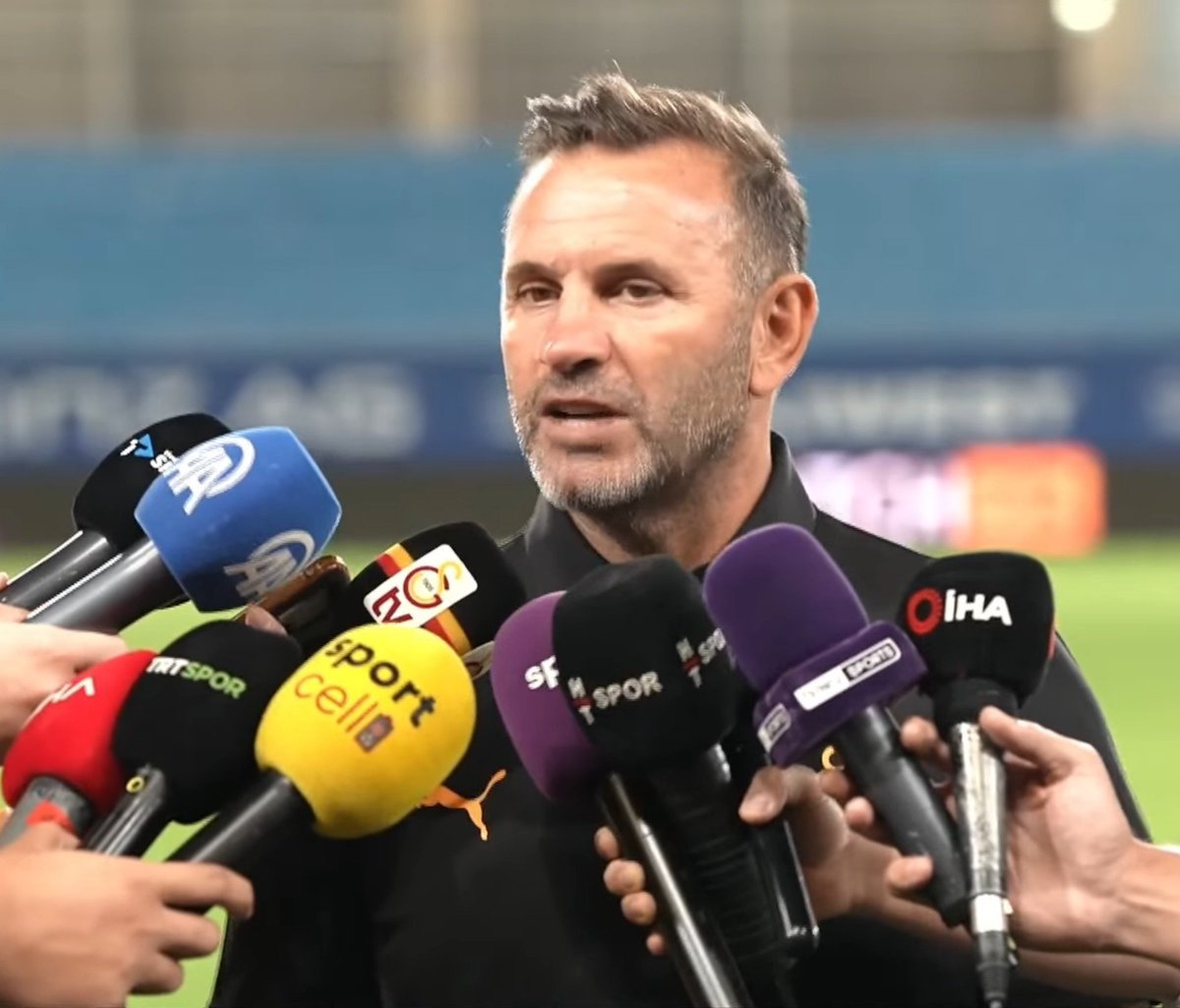 samiyengundem's tweet photo. Okan Buruk: "Yabancı kuralı nedeniyle çok fazla esneme şansımız yok. Bu kural, transfer sürecinde bizi zorlayan unsurlardan biri." https://t.co/C6KuXFsPvz