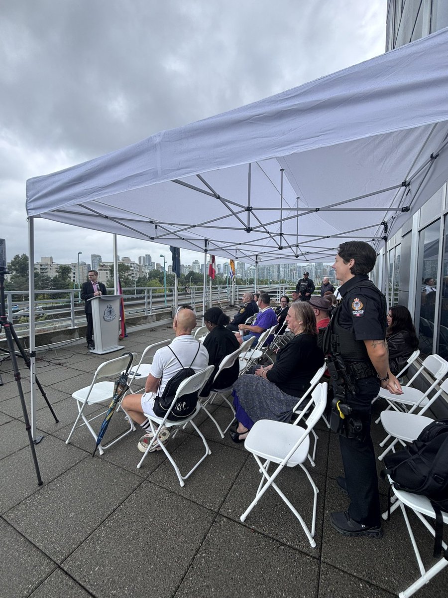 VPDDiversity's tweet photo. Today, VPD held its 9th annual Progressive Pride Flag Raising Ceremony!

Each year, we raise the Progressive Pride flag at VPD Headquarters to raise awareness, honour Vancouver's 2SLGBTQ+ community, and celebrate the start of Vancouver Pride Week!

A special thank you to members of the Vancouver Police Board, the Vancouver Police Foundation, the VPD Sexuality & Gender Diversity Committee, Out On Patrol, the Vancouver Pride Society, and community memberswho joined us to celebrate alongside us!

Wishing everyone a safe, fun, and happy Pride Week!

❤️🧡💛💚💙💜🩷🩵🤍