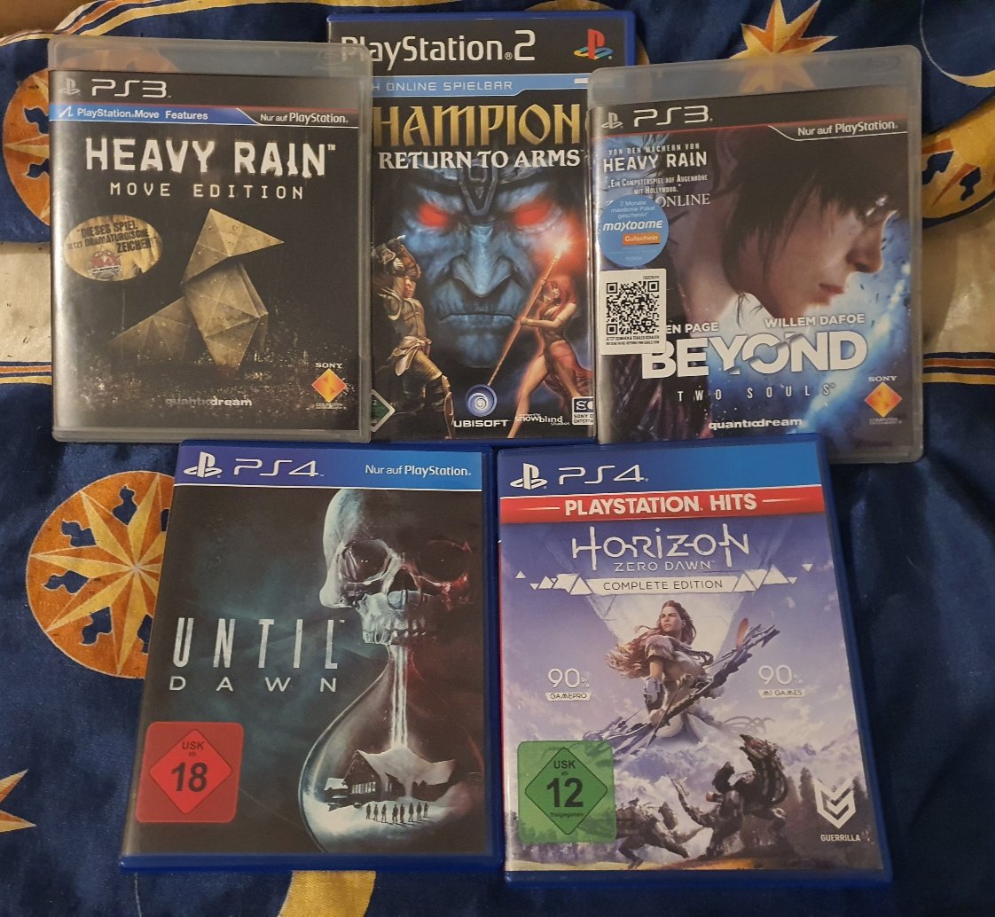 TrueDarkness35's tweet photo. The games I ordered have arrived @GameFly 👀

More money is being invested in Xbox than in PlayStation 🤔

#XBox 
#XBox360 
#XBoxOne 
#PlayStation2 
#PlayStation3 
#PlayStation4 https://t.co/L1cWi3ocJr
