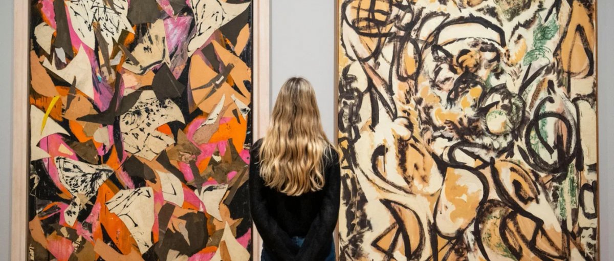 ArteInformado's tweet photo. Un estudio publicado en @NatureComms concluye que las redes de museos y galerías condicionan más el éxito de las artistas que su propio género, y que solo el 24% de las instituciones analizadas alcanza un equilibrio de representación. Lee más 👉 https://t.co/uBwNrnMKNk https://t.co/5kbfgGt1Wk
