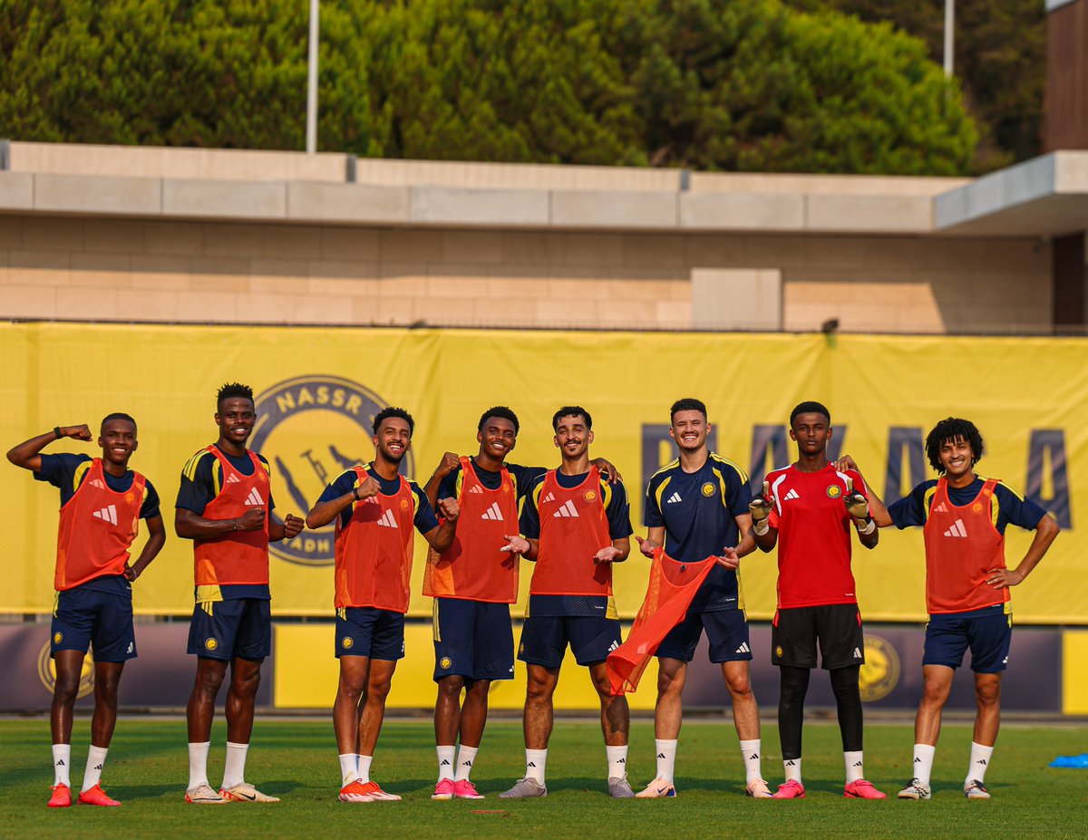 ariyadhiah's tweet photo. 📸 لاعبو فريق #النصر الأول لكرة القدم خلال الحصة التدريبية في معسكر لشبونة الإعدادي تأهبا لمنافسات الموسم الجديد 🇵🇹

#دوري_روشن_السعودي 🇸🇦
#RoshnSaudiLeague https://t.co/vSdXYZI6dS