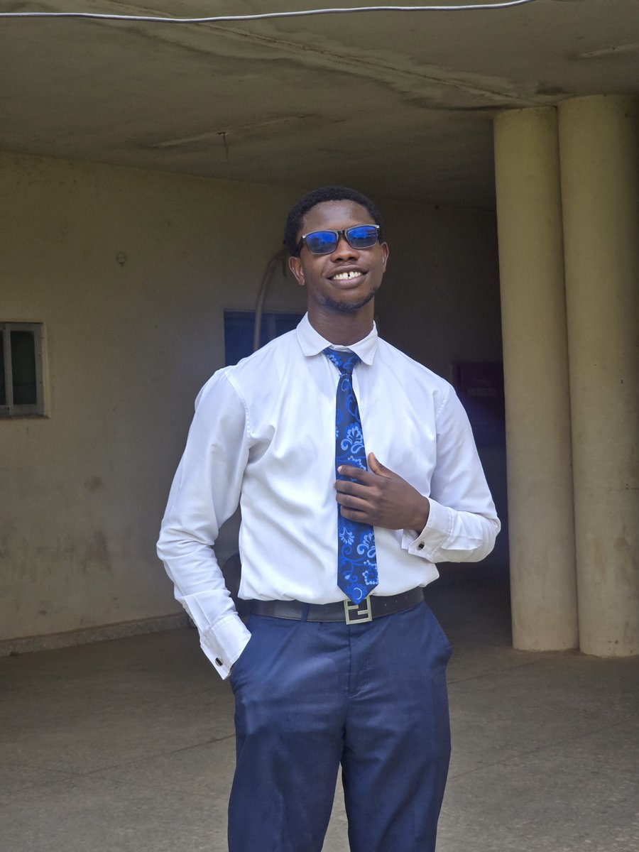 thiemierex's tweet photo. Corporate day!!
Best department in the whole school ✨️✨️
#Fybweek https://t.co/ZW01MVq849