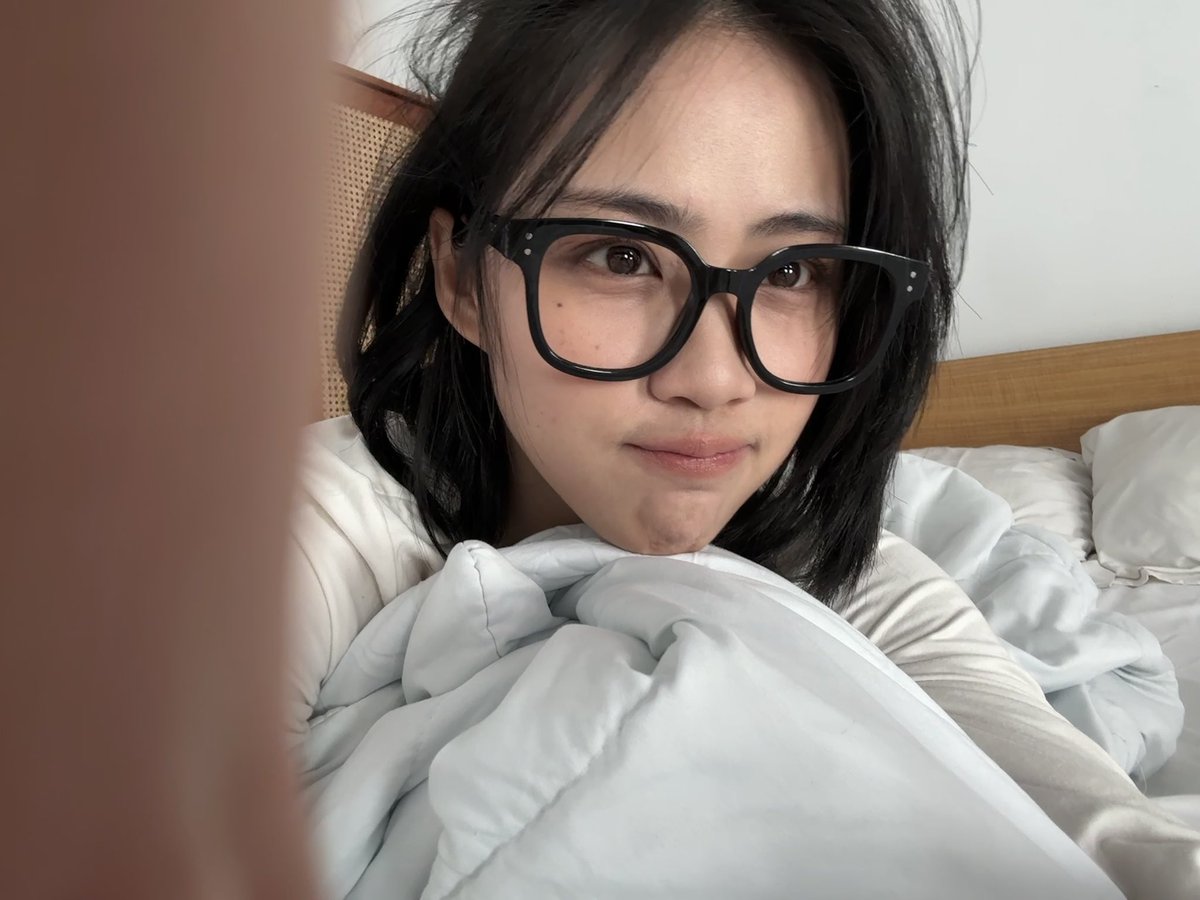 AM_EllaJKT48's tweet photo. PAGIII #sELLAsa https://t.co/4mG12xYkxz