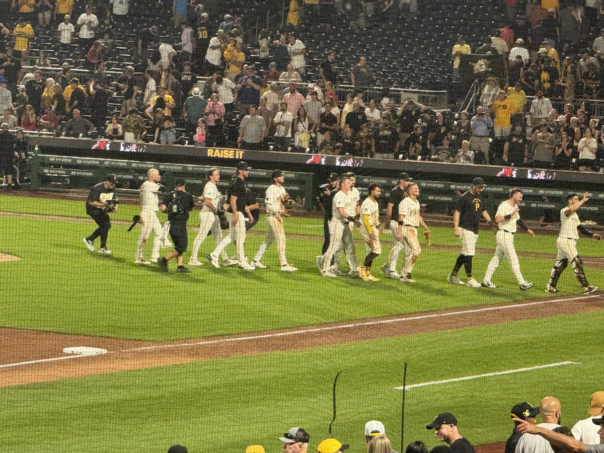 ismithKDKA's tweet photo. We win!!! #RaiseIt https://t.co/NDGDHXtkrW