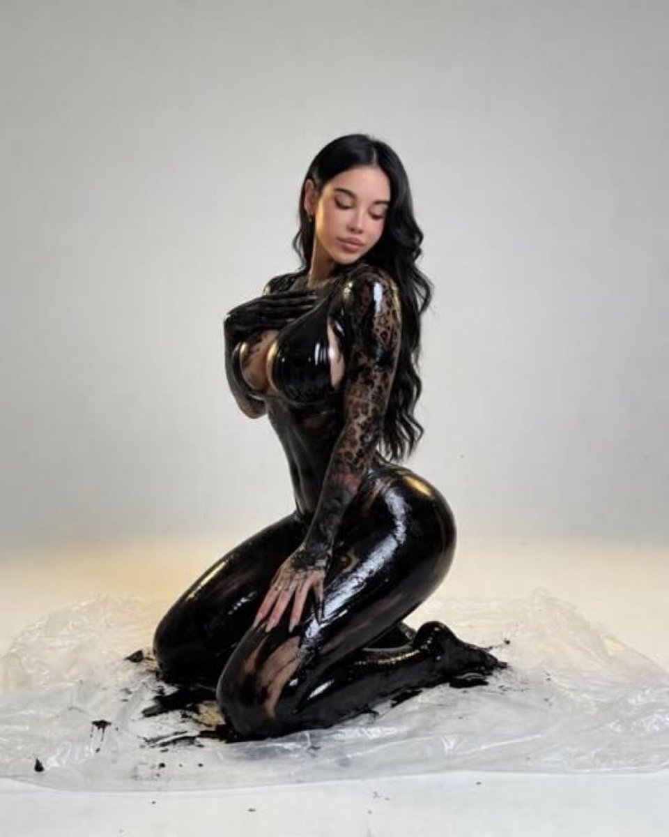 PrincessKaykat's tweet photo. Imagine if your family knew that you’re a pathetic gooner who sends to catfish Goddesses like me while stroking that little clit you call a dick..

Oh, you don’t want them to find out? 

Deposit $100 and it stays between us.
#catfishfindom #findom #paypig https://t.co/UFU1fVcXwG